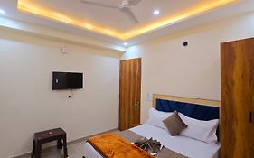 Hotel Blu Plaza
